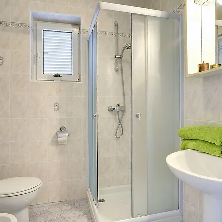 Apartman Milevoj Premantura
